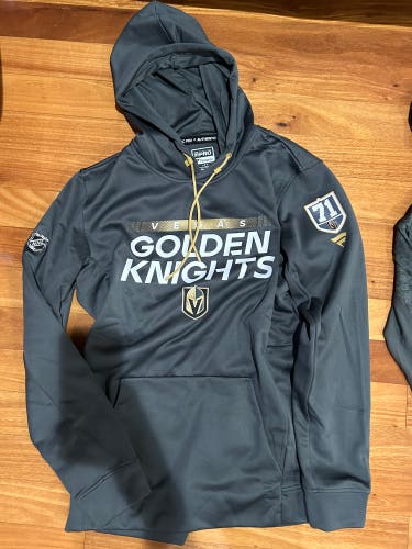 William Karlsson 71 Player TEAM ISSUE Vegas Golden Knights Fanatics Authentic Pro Hoodie L Game Used