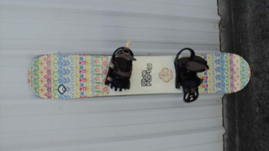 FIVE FORTY Women's Colorful Snowboard 150 cm with G Custom Bindings