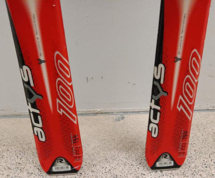 Rossignol Actys 100 Skis 154 cm with Matching Bindings