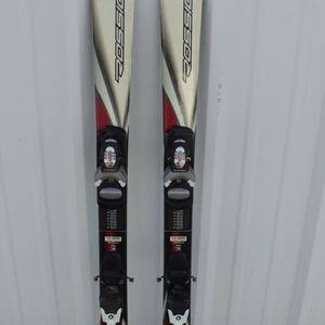 ROSSIGNOL Xi Junior Kids Skis 130 cm with Matching Rossignol COMP J Bindings