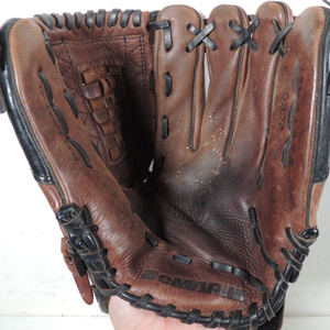 DeMarini A0525 VX13 Vortex 13" Softball Glove Made with ECCO Genuine Leather RHT