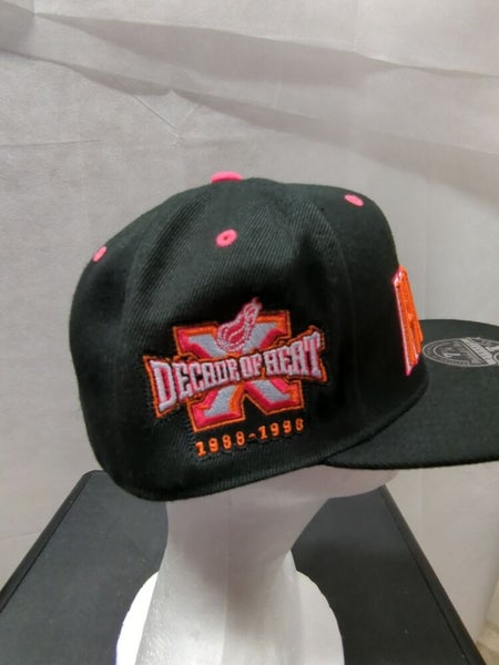 NWS Miami Heat Mitchell & Ness Decade Of Heat Fitted Hat 7 1/4 NBA