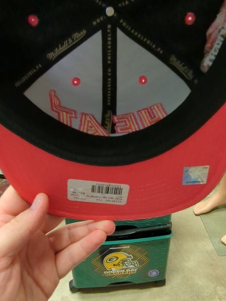 NWS Miami Heat Mitchell & Ness Decade Of Heat Fitted Hat 7 1/4 NBA