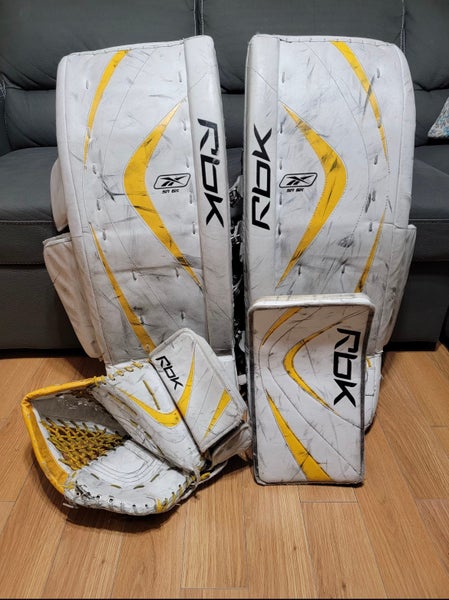 RBK goalie set
