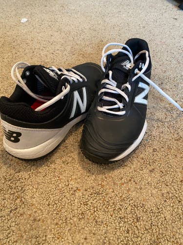 Black Men's Size 8.5 (Women's 9.5) New Balance Shoes