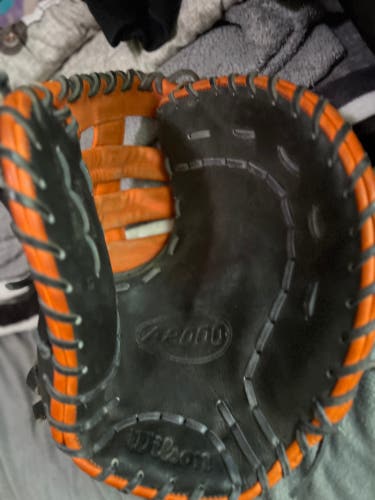Mc24 First Base 12" A2000 Baseball Glove