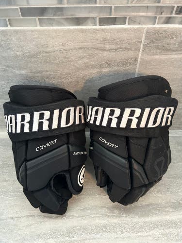 Warrior 14" Pro Stock Covert QRE Gloves