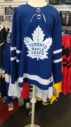 NWT Adidas Adult NHL Toronto Maple Leaf's Jersey