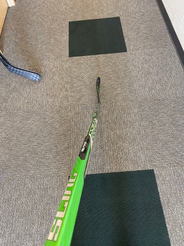 New Bauer Sling Hockey Stick-LH-77 Flex-P28-Grip