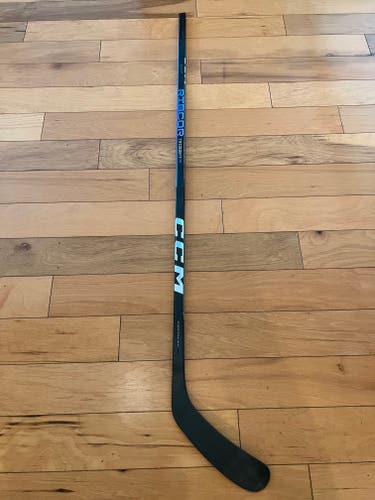 New CCM RibCor Trigger 7 Pro Stick P29/85 Flex/Right Handed