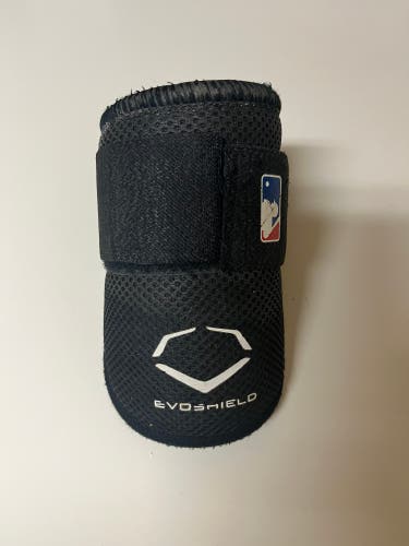 Used EvoShield Elbow Protection Elbow Guard