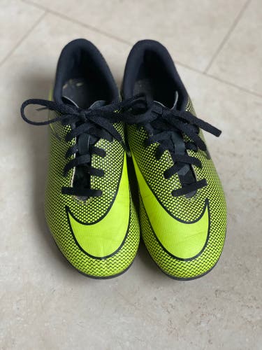 Kids Men's 2.0 (Women's 3.0) Nike Cleats