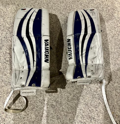 26" +2Vaughn Velocity V7 Goalie Leg Pads