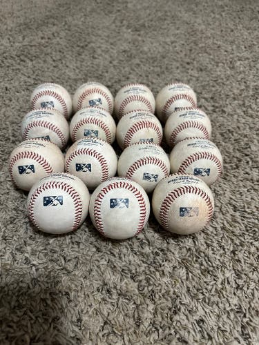 (15) Rawlings Baseballs ( MiLB )