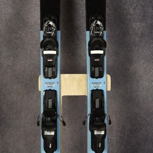 NEW ROSSIGNOL SPRAYER SKIS SIZE 178 CM WITH LOOK BINDINGS