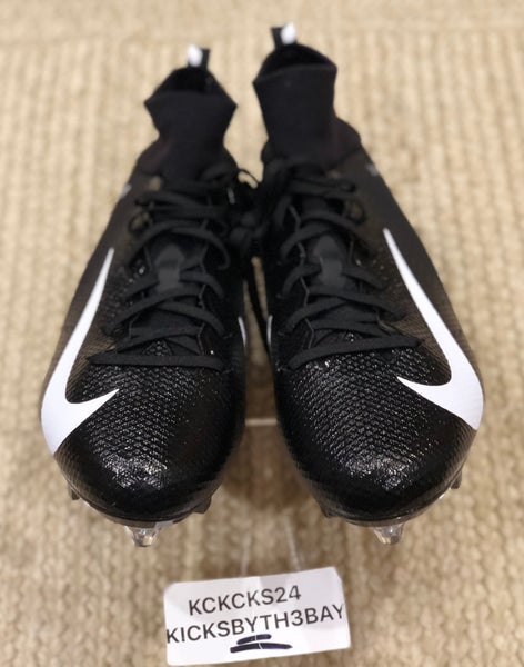 Nike Vapor Untouchable Pro 3 D Football Cleats Black Mens size 12.5  A03022-010