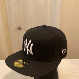 Yankees 7 1/4 fitted cap