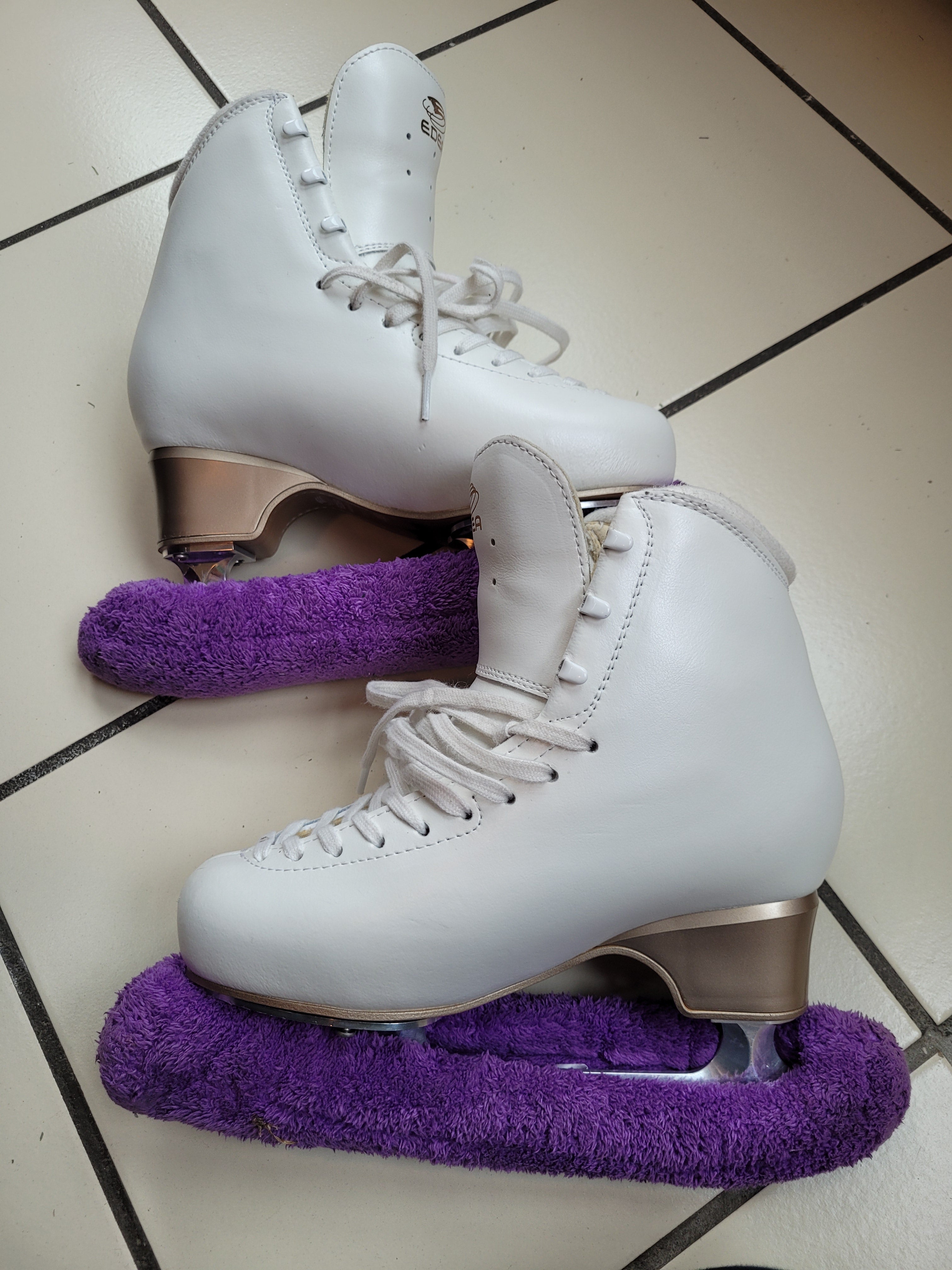フィギュアスケート靴 EDEA エデア コーラス250D & ゴールドスター