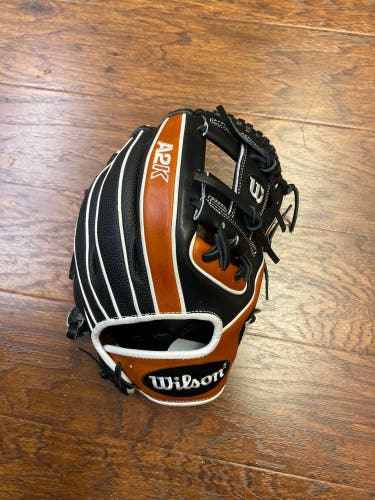 Right Hand Throw 11.5" A2K 1786 Baseball Glove Salesman Sample