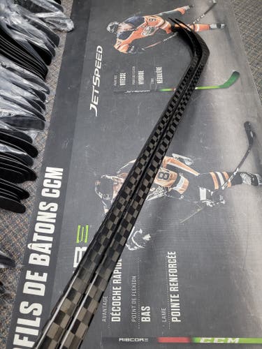 2 PACK | P92 | 75 Flex NEW Carbon Pro Right Handed Hockey Stick P92 Pro Stock