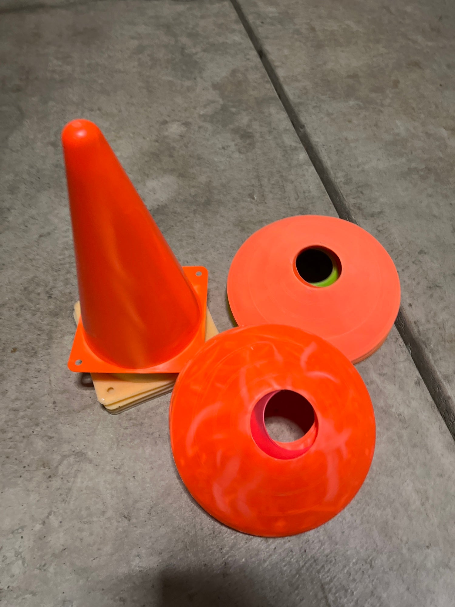 Training Cones, 5 Tall Cones And 12 Circle Cones SidelineSwap