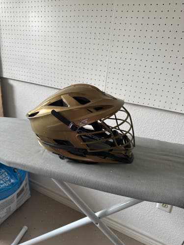 Like New Gold Cascade S