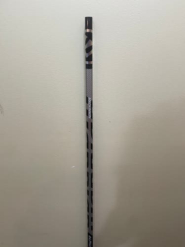 Senior Right Handed P28 Pro Stock Alpha LX Pro Hockey Stick