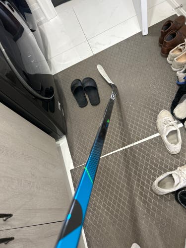 Used Left Hand Nexus Geo Hockey Stick
