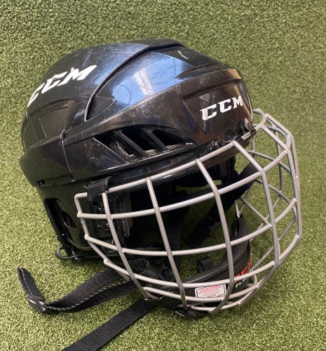 Used Small CCM Hockey Helmet (2167)