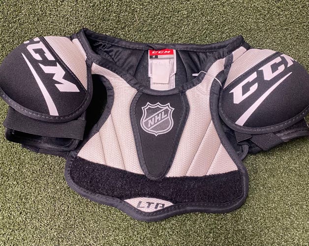Used Small CCM Hockey Shoulder Pads (2176)