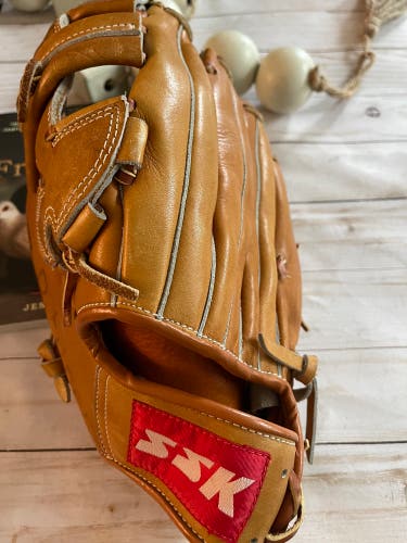 SSK DGP-530 Leather Baseball Glove RHT