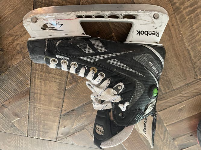 Used Reebok Regular Width  Size 8.5 20k Hockey Skates