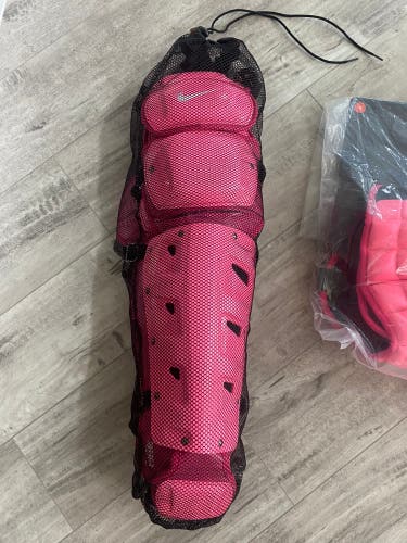 MLB Edition Nike Mothers Day Catchers Gear