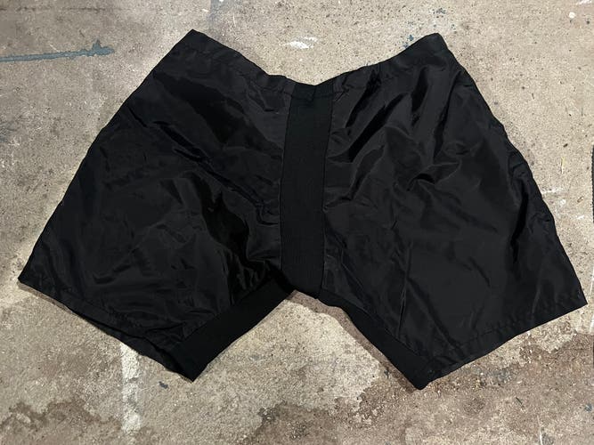 Black New Medium Warrior  Pant Shell