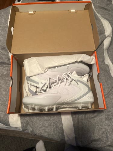 White Men's Size 11.5 (Women's 12.5) Nike Huarache