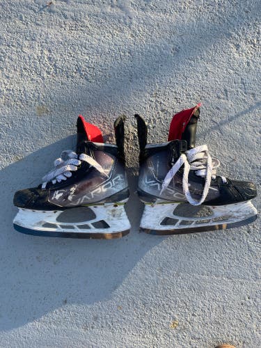 Used Bauer Extra Wide Width Size 6.5 Vapor Hyperlite Hockey Skates