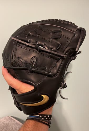 Nike Alpha Huarache glove 11.75