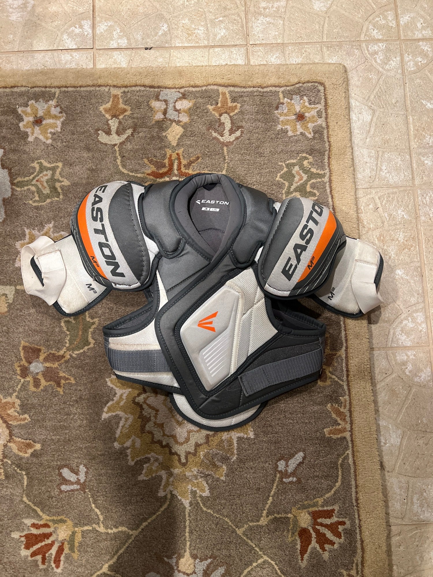 Easton Junior Synergy 333 Shoulder Pads - Sportco – Sportco