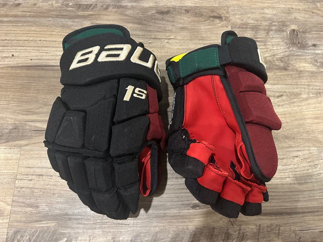 Bauer pro stock 1S hockey gloves Arizona Coyotes galchenyuk