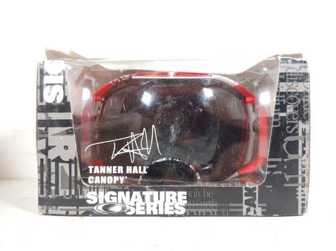 Unisex Used Oakley Tanner Hall Canopy Ski Goggles