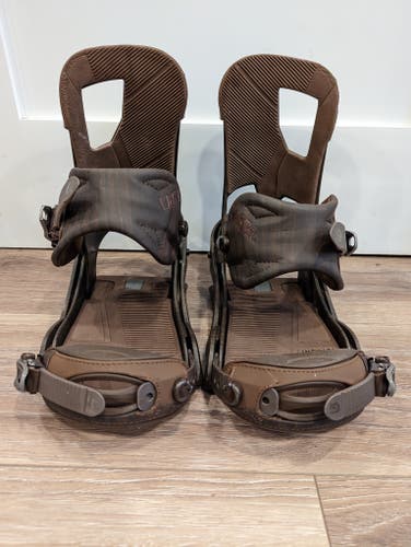 Burton Cartel Medium (re-flex)