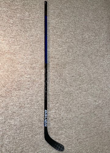 New Bauer Nexus 2N Pro 82 Flex Custom Curve Pro Stock Nolan Foote