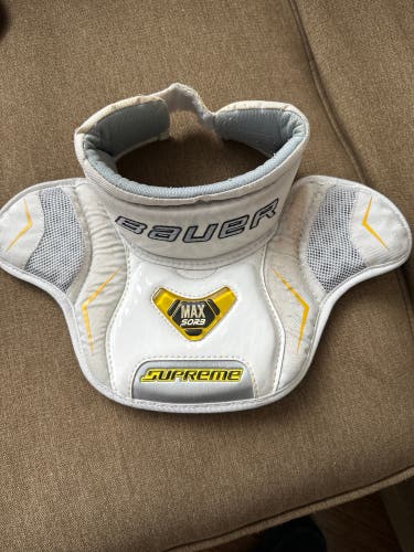 Bauer supreme neck guard