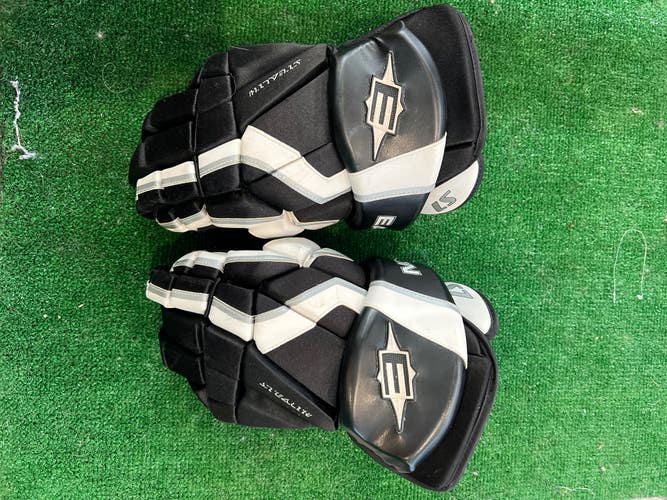 Used Easton Stealth Gloves 15"