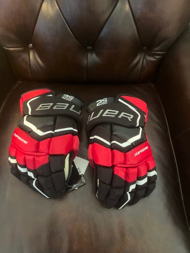 Bauer 14" Pro Stock Supreme 2S Pro Gloves