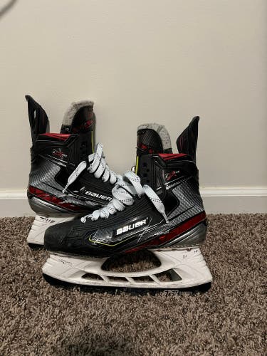 Used Bauer Regular Width Size 8 Vapor 2X Pro Hockey Skates