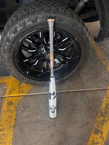 Used DeMarini (-3) 30 oz 33" The Goods Bat