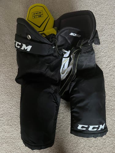 Used Large CCM  Tacks 9060 Hockey Pants