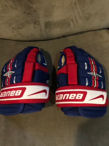 Used Nike Bauer gloves