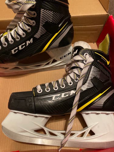 New CCM Regular Width Pro Stock Size 7 Super Tacks Hockey Skates